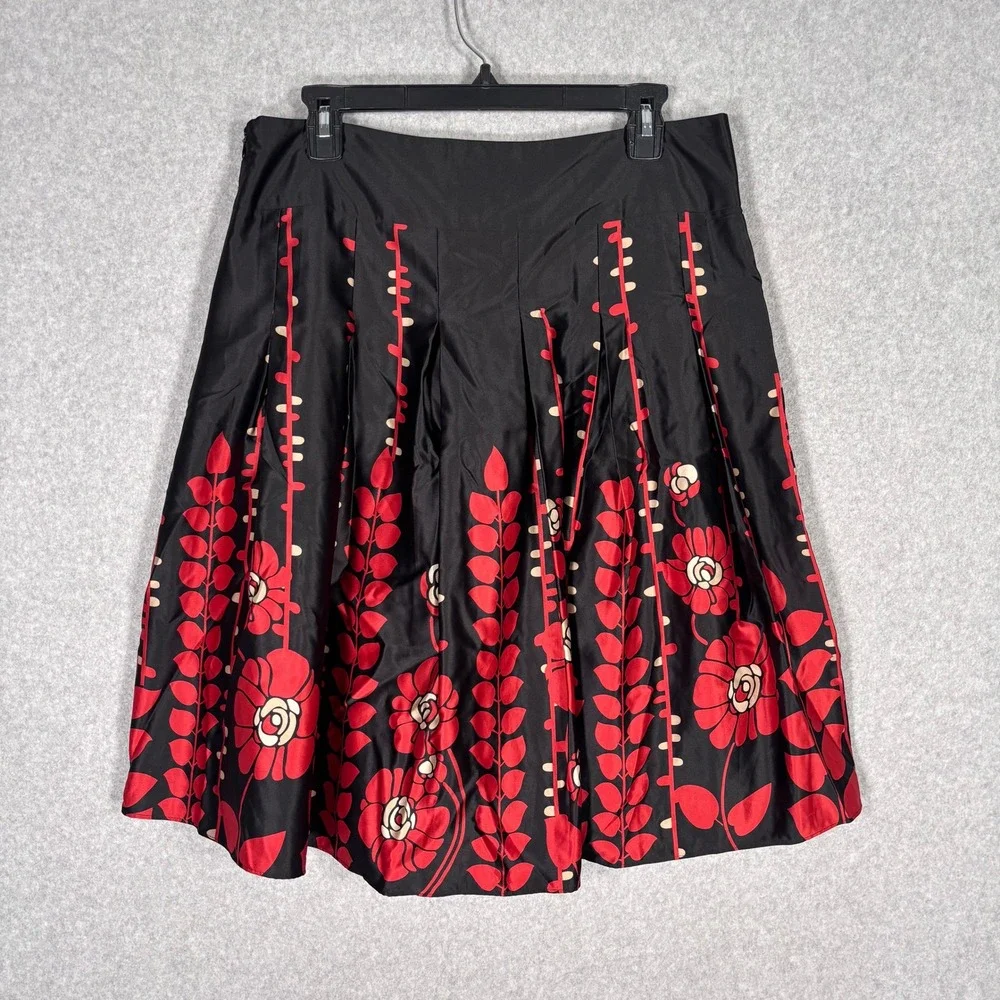 Mossimo Satin Pleated Skirt 8 Black Red Floral Skater‎ Dark Romantic Feminine